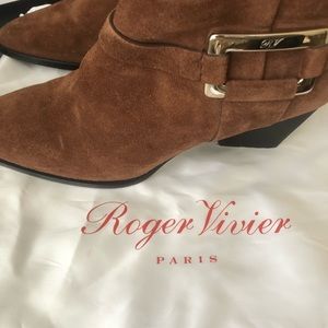 Roger Vivier Boots